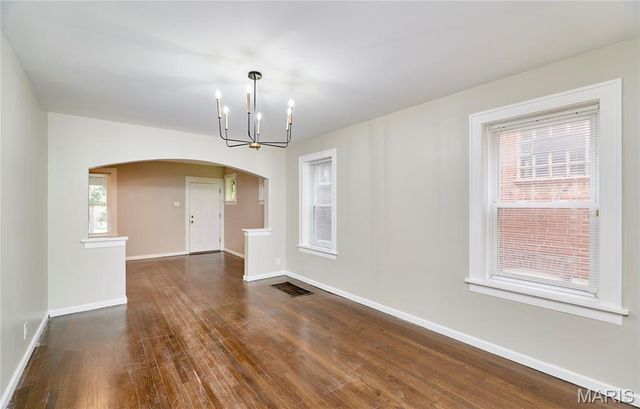 3678 Liermann Avenue, St Louis, MO 63116