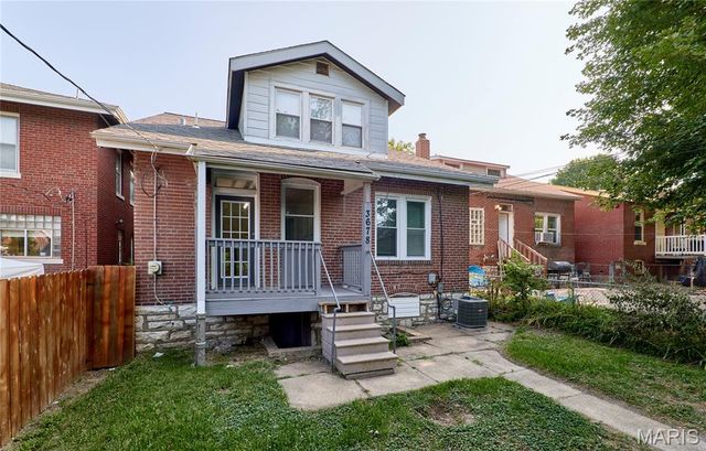 3678 Liermann Avenue, St Louis, MO 63116