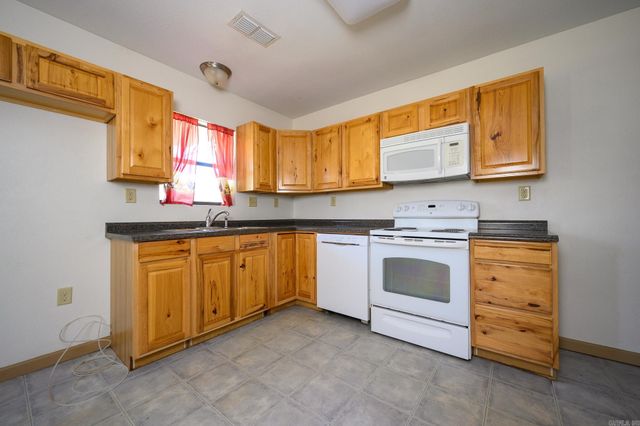 201 Church Ave, Mena, AR 71953