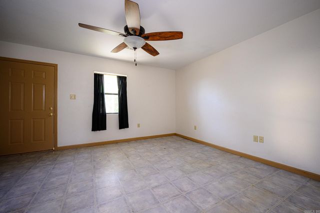 201 Church Ave, Mena, AR 71953