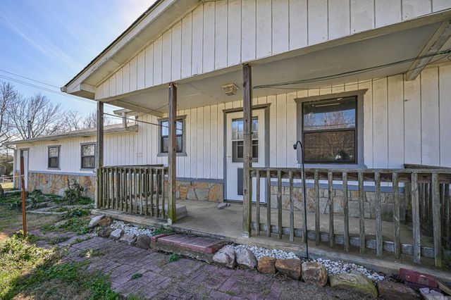 201 Church Ave, Mena, AR 71953