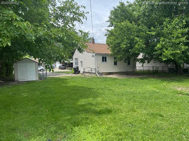 25858 Leach Street, Roseville, MI 48066