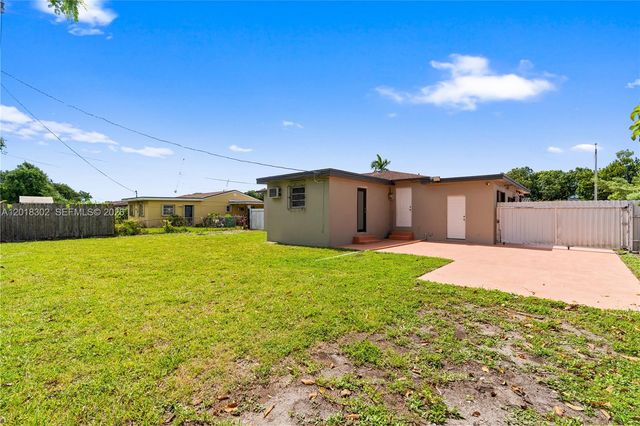 3155 NW 81st Ter, Miami, FL 33147