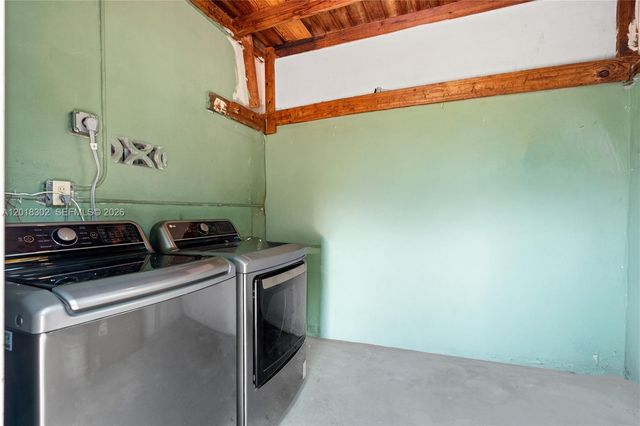3155 NW 81st Ter, Miami, FL 33147