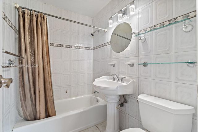 3155 NW 81st Ter, Miami, FL 33147