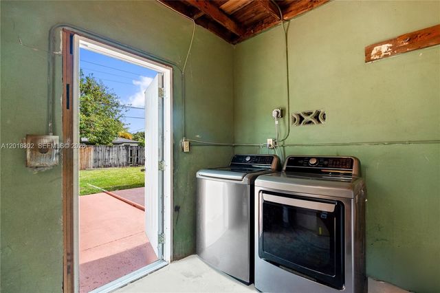 3155 NW 81st Ter, Miami, FL 33147