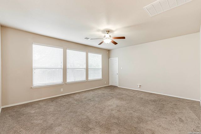 8715 DOVE OAK LN, San Antonio, TX 78254