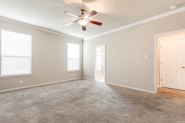 8715 DOVE OAK LN, San Antonio, TX 78254