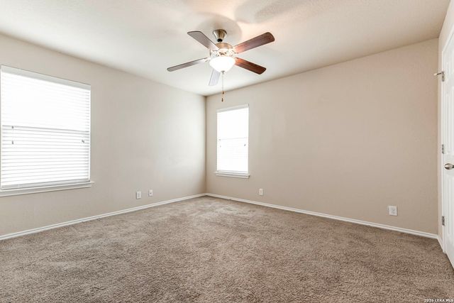 8715 DOVE OAK LN, San Antonio, TX 78254