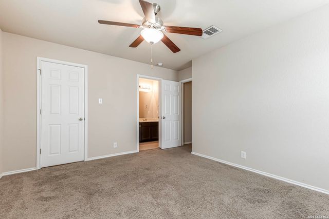 8715 DOVE OAK LN, San Antonio, TX 78254