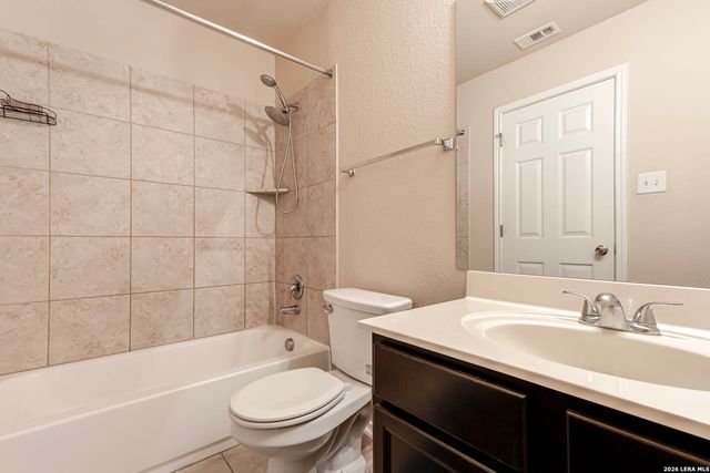 8715 DOVE OAK LN, San Antonio, TX 78254