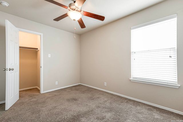 8715 DOVE OAK LN, San Antonio, TX 78254