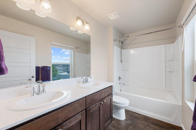 10019 W White Ln, Cheney, WA 99004
