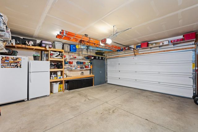 10019 W White Ln, Cheney, WA 99004