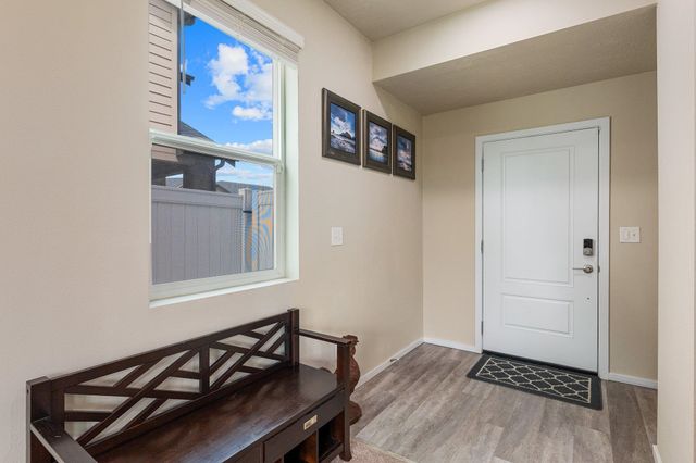 10019 W White Ln, Cheney, WA 99004