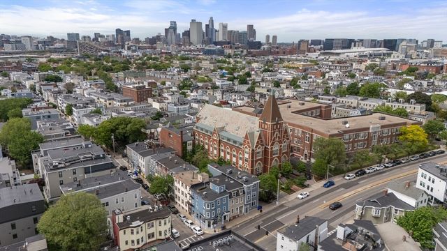 239 Dorchester St 3, Boston, MA 02127