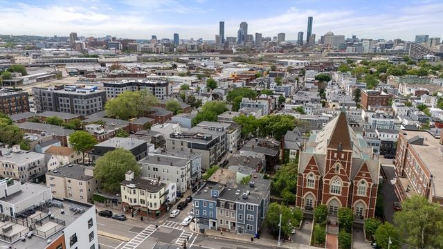 239 Dorchester St 3, Boston, MA 02127