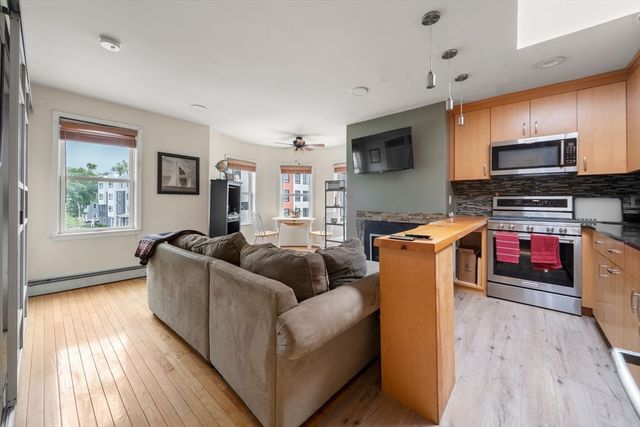 239 Dorchester St 3, Boston, MA 02127
