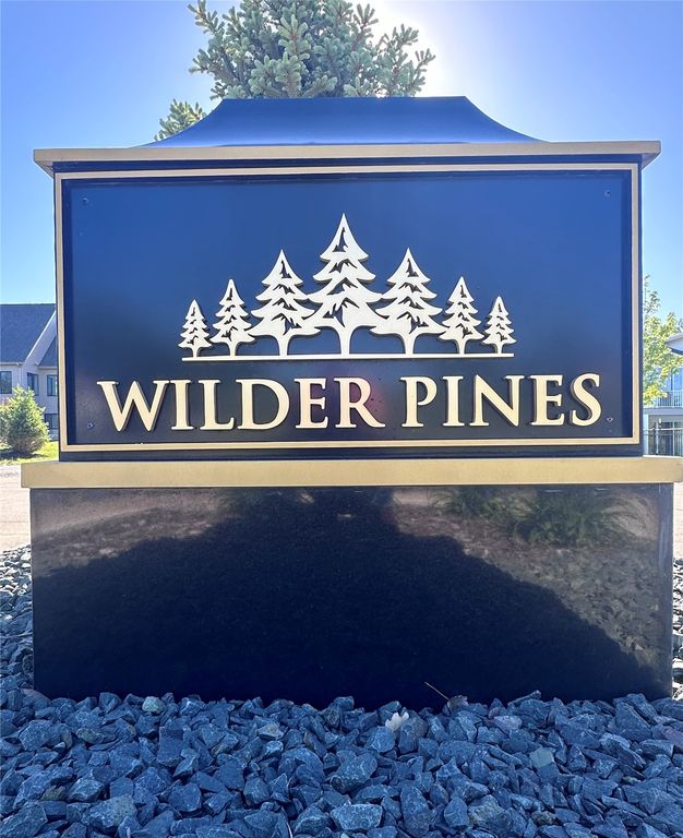 1122 S Wilder Place, West Des Moines, IA 50266