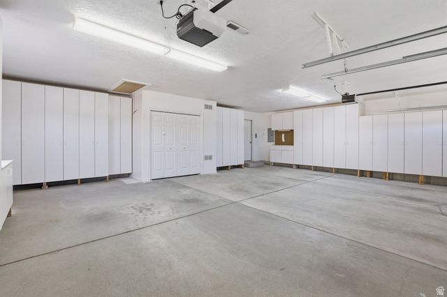 2199 W SUNSET POINTE DR, Cedar City, UT 84720