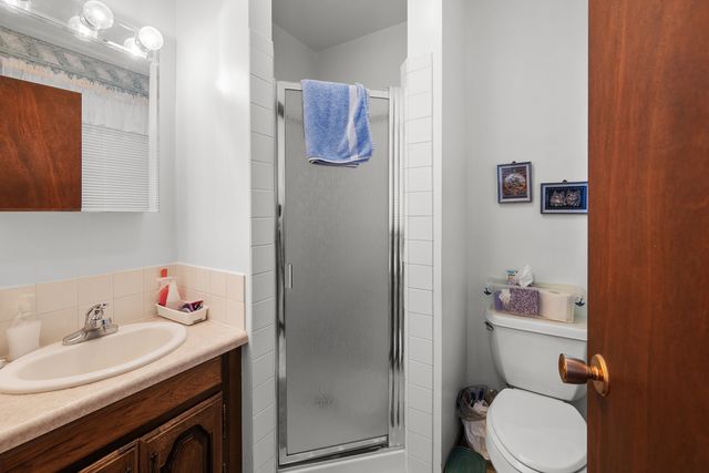 126 W 28th Avenue, Coal Valley, IL 61240