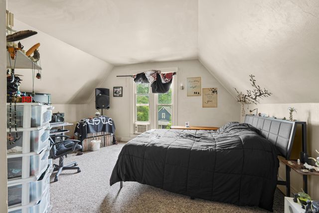 122 Crescent Street, Goshen, IN 46528