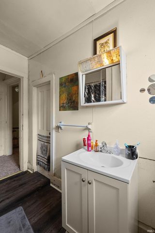 122 Crescent Street, Goshen, IN 46528
