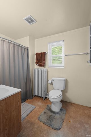 122 Crescent Street, Goshen, IN 46528