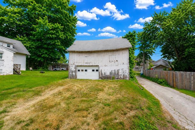 122 Crescent Street, Goshen, IN 46528