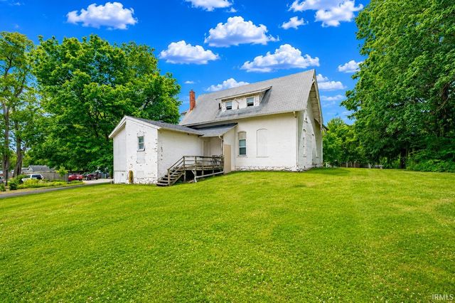 122 Crescent Street, Goshen, IN 46528