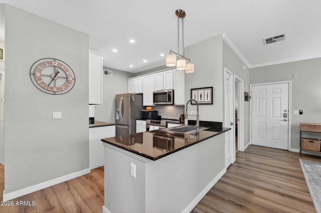 7009 E ACOMA Drive 1140, Scottsdale, AZ 85254 — exterior