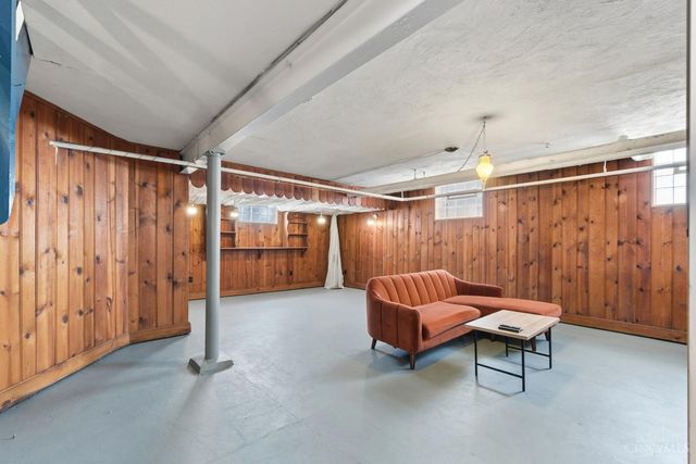 1626 Flora Avenue, North College Hill, OH 45231