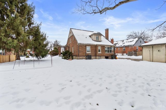 1626 Flora Avenue, North College Hill, OH 45231