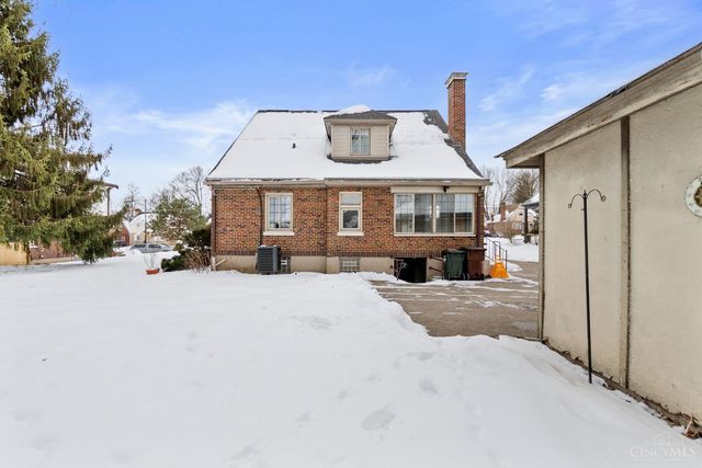 1626 Flora Avenue, North College Hill, OH 45231