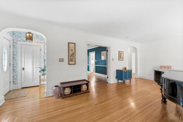 1626 Flora Avenue, North College Hill, OH 45231