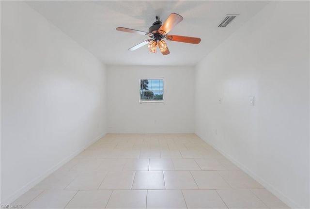 20310 Lorenzo AVE, Port Charlotte, FL 33952