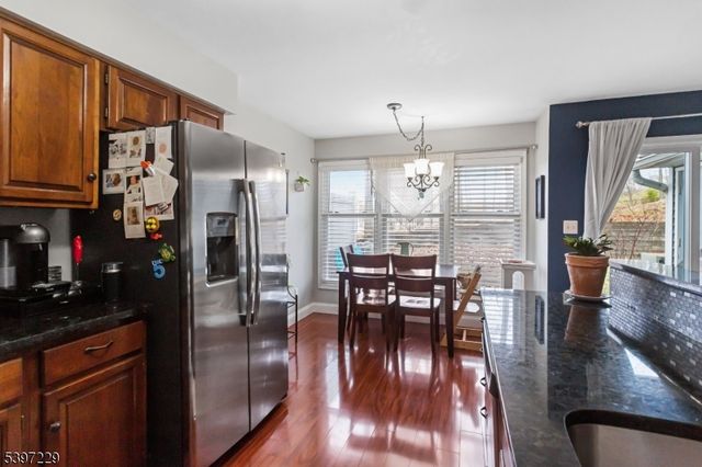 128 Hawthorne Ct, Rockaway Twp., NJ 07866