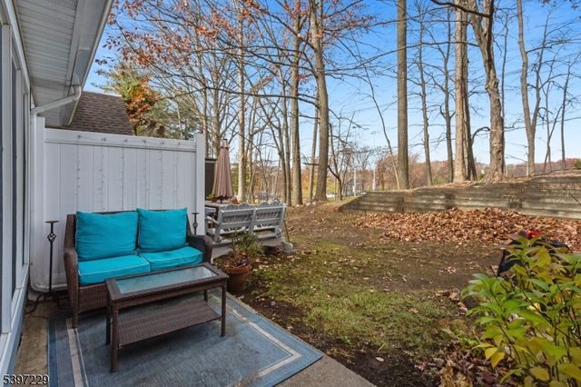 128 Hawthorne Ct, Rockaway Twp., NJ 07866