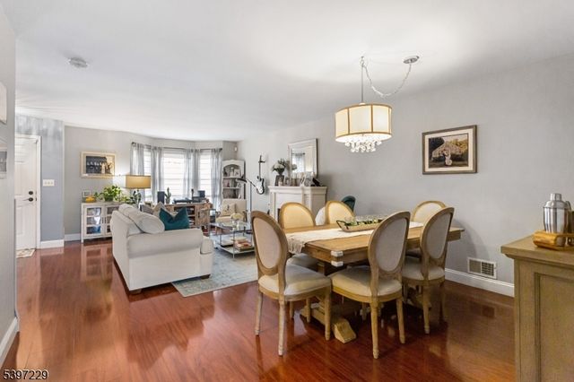 128 Hawthorne Ct, Rockaway Twp., NJ 07866