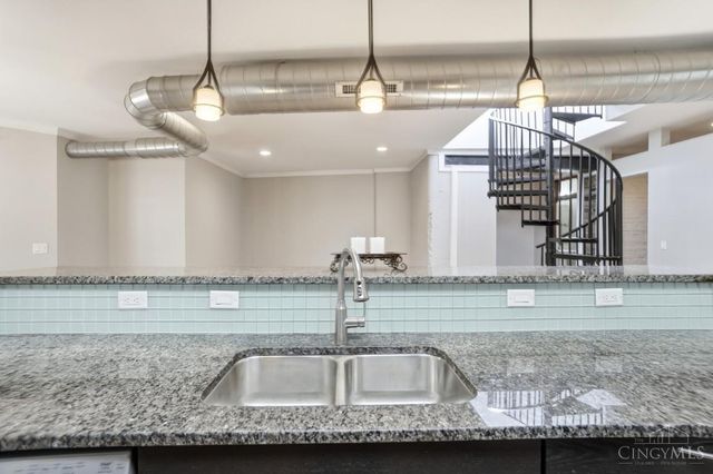 2356 Park Avenue, Cincinnati, OH 45206