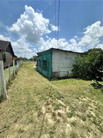 314 Salinas Drive, Sullivan City, TX 78595