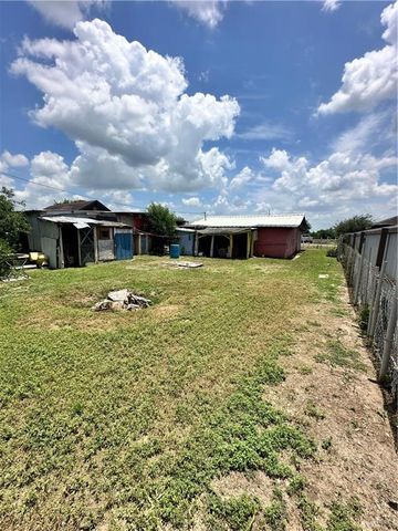 314 Salinas Drive, Sullivan City, TX 78595