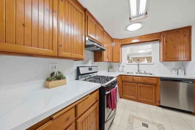 2152 Oak Hill Drive, Escondido, CA 92027