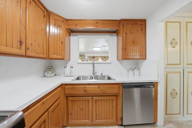 2152 Oak Hill Drive, Escondido, CA 92027