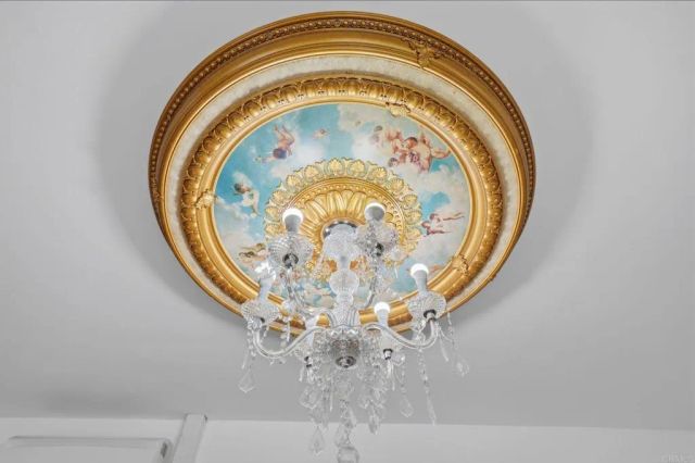 2152 Oak Hill Drive, Escondido, CA 92027