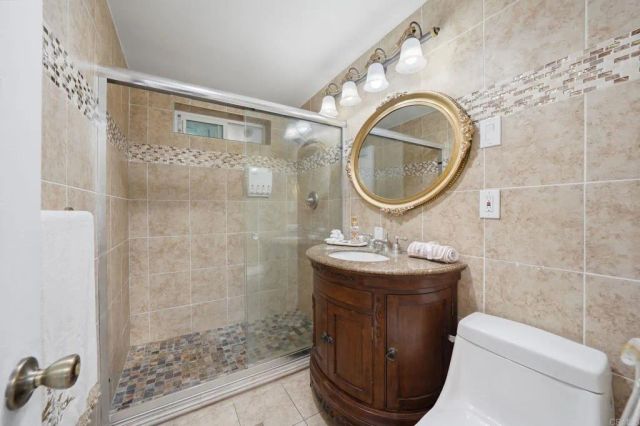 2152 Oak Hill Drive, Escondido, CA 92027