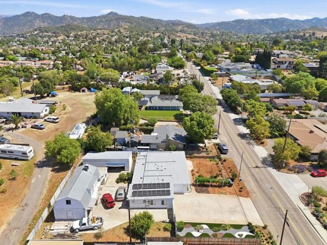 2152 Oak Hill Drive, Escondido, CA 92027