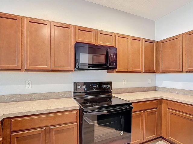 1775 BARTON TOWNE CIRCLE, St Cloud, FL 34769