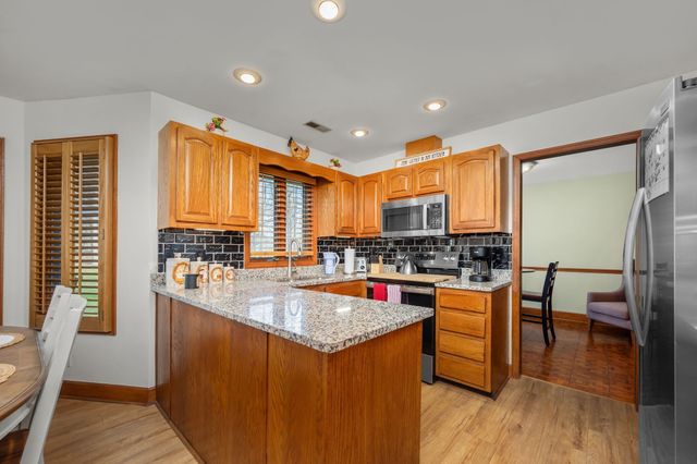 2501 Huntsville Hwy, Fayetteville, TN 37334