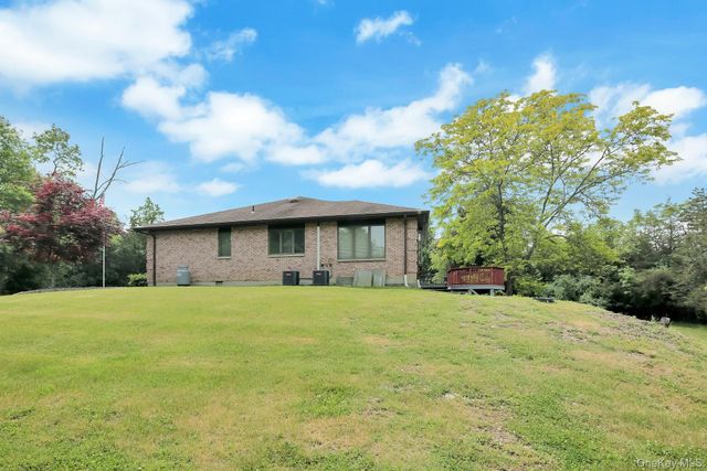 220 Oxford Road, Chester, NY 10918